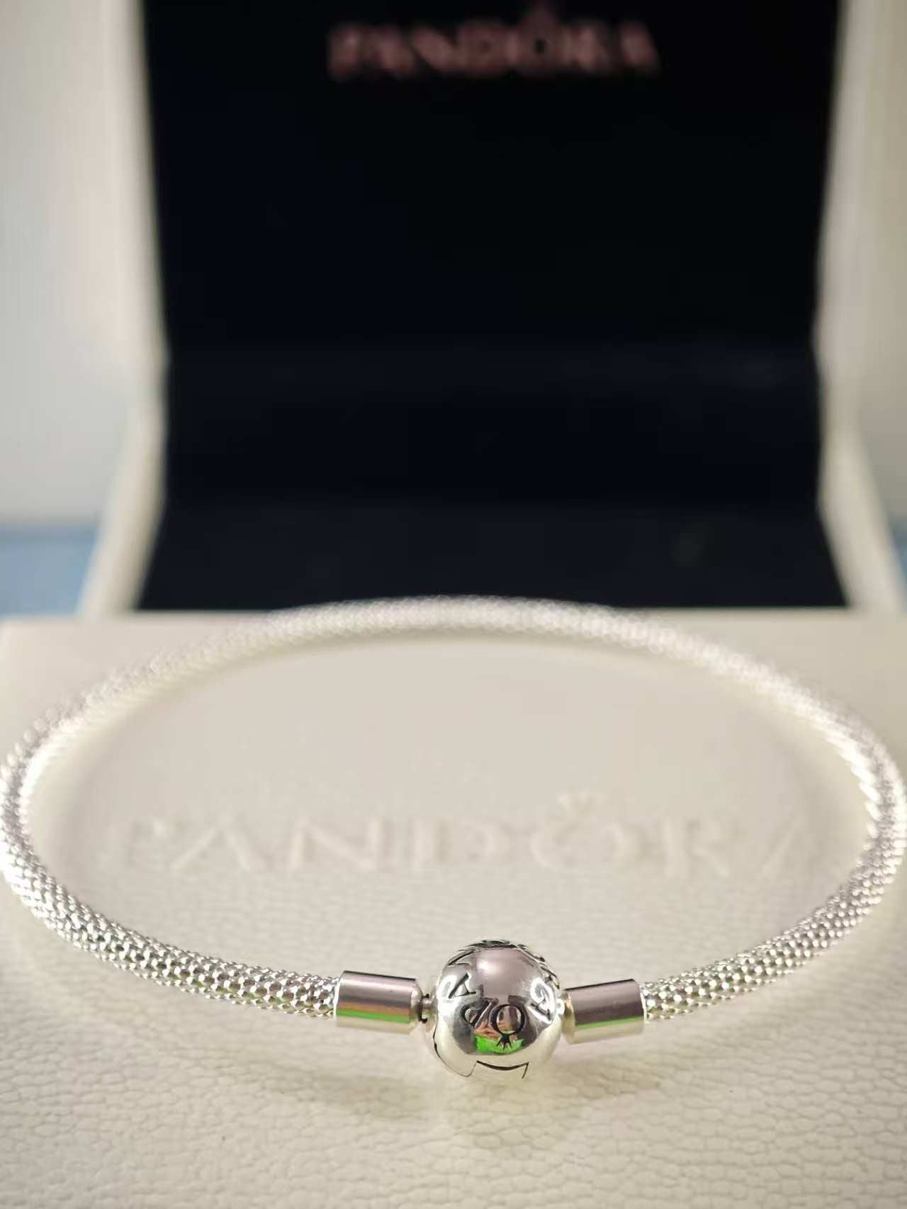 Moments Mesh Bracelet