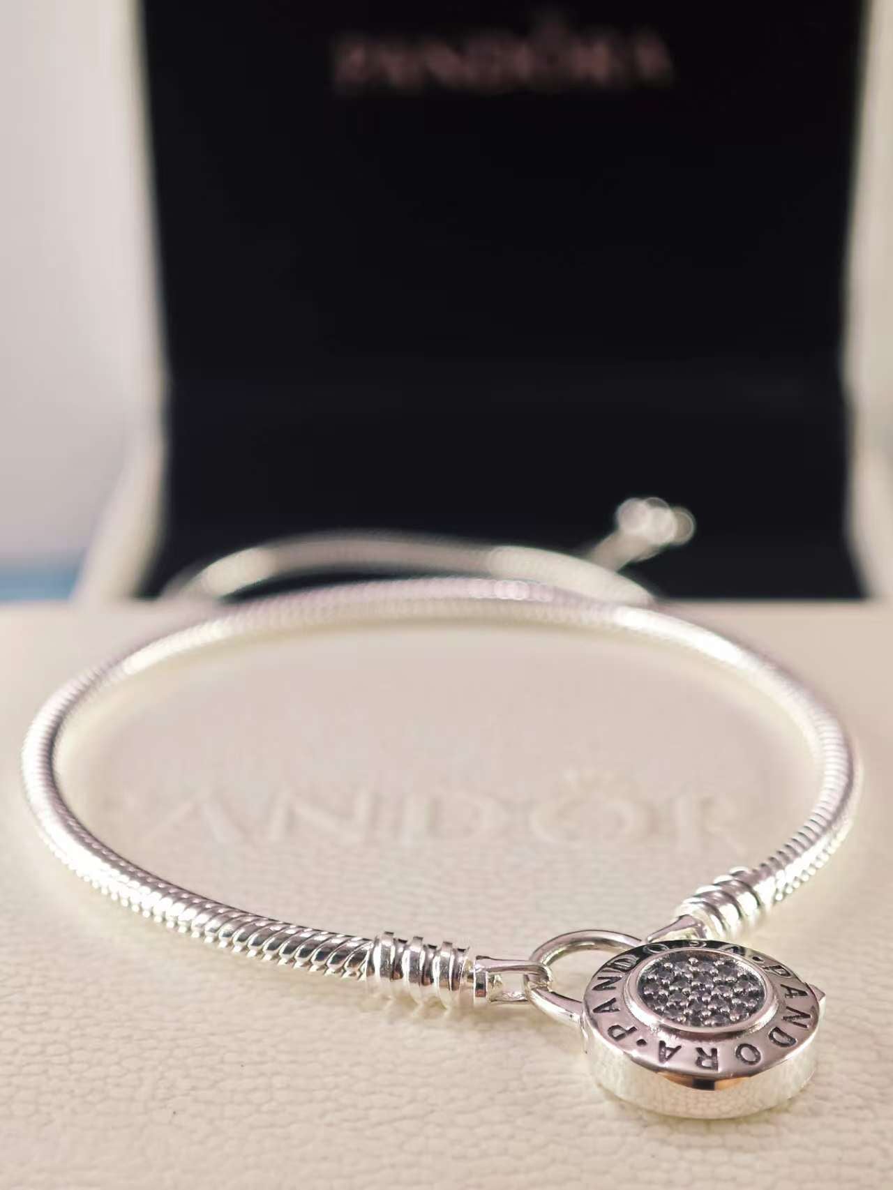 Smooth Signature Bracelet with Padlock Clasp