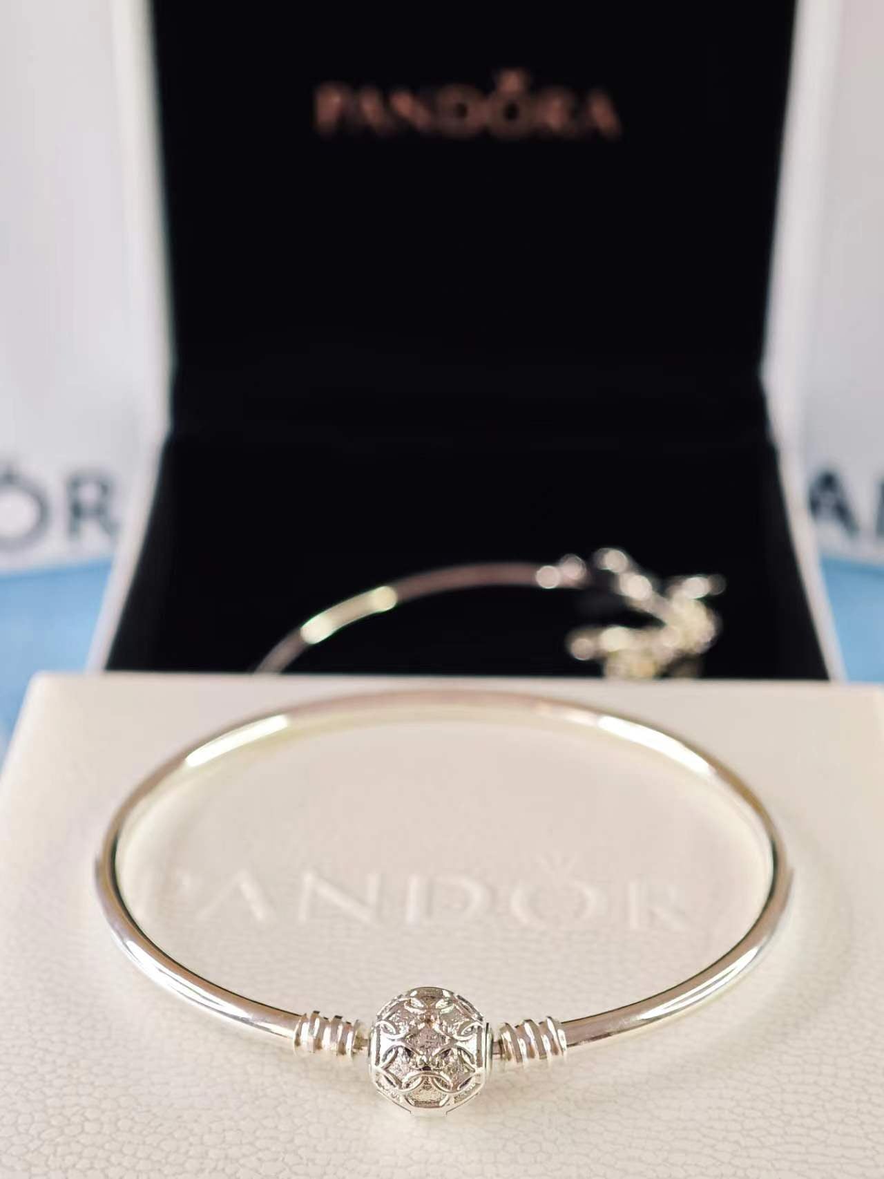 Pattern of Love Bangle