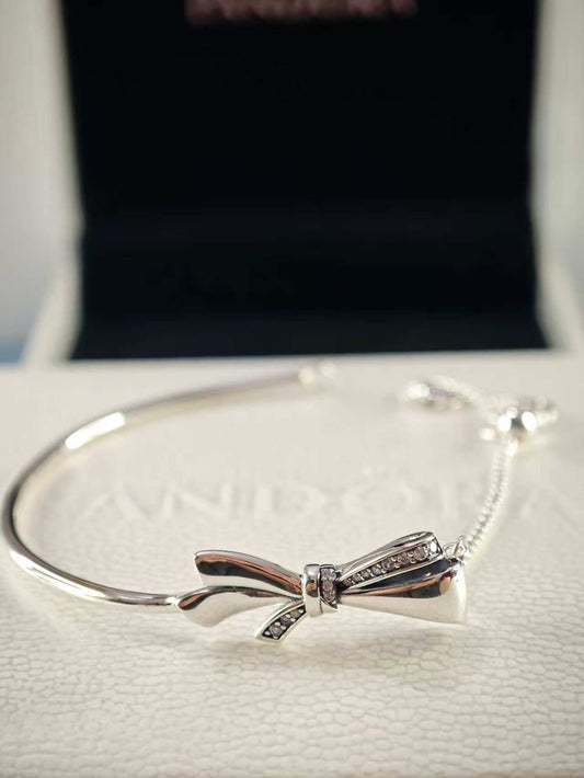 Brilliant Bow Bangle