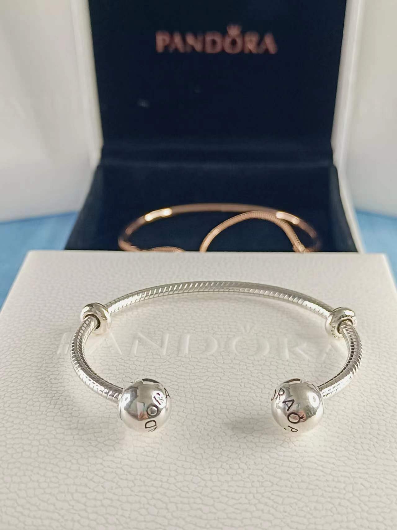 Moments Snake Chain Style Open Bangle Sterling silver
