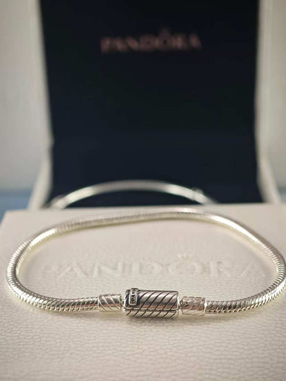 Sliding Magnetic Clasp Snake Chain Bracelet