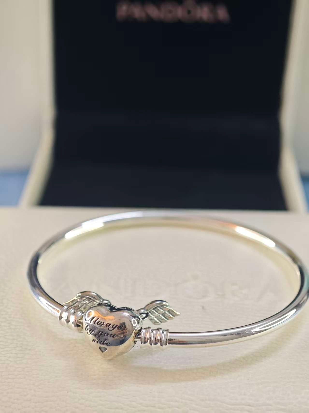 Winged Heart Bangle