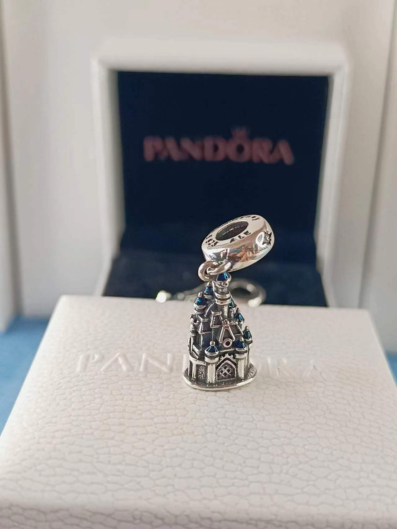 Disney Castillo Cenicienta Dangle Charm