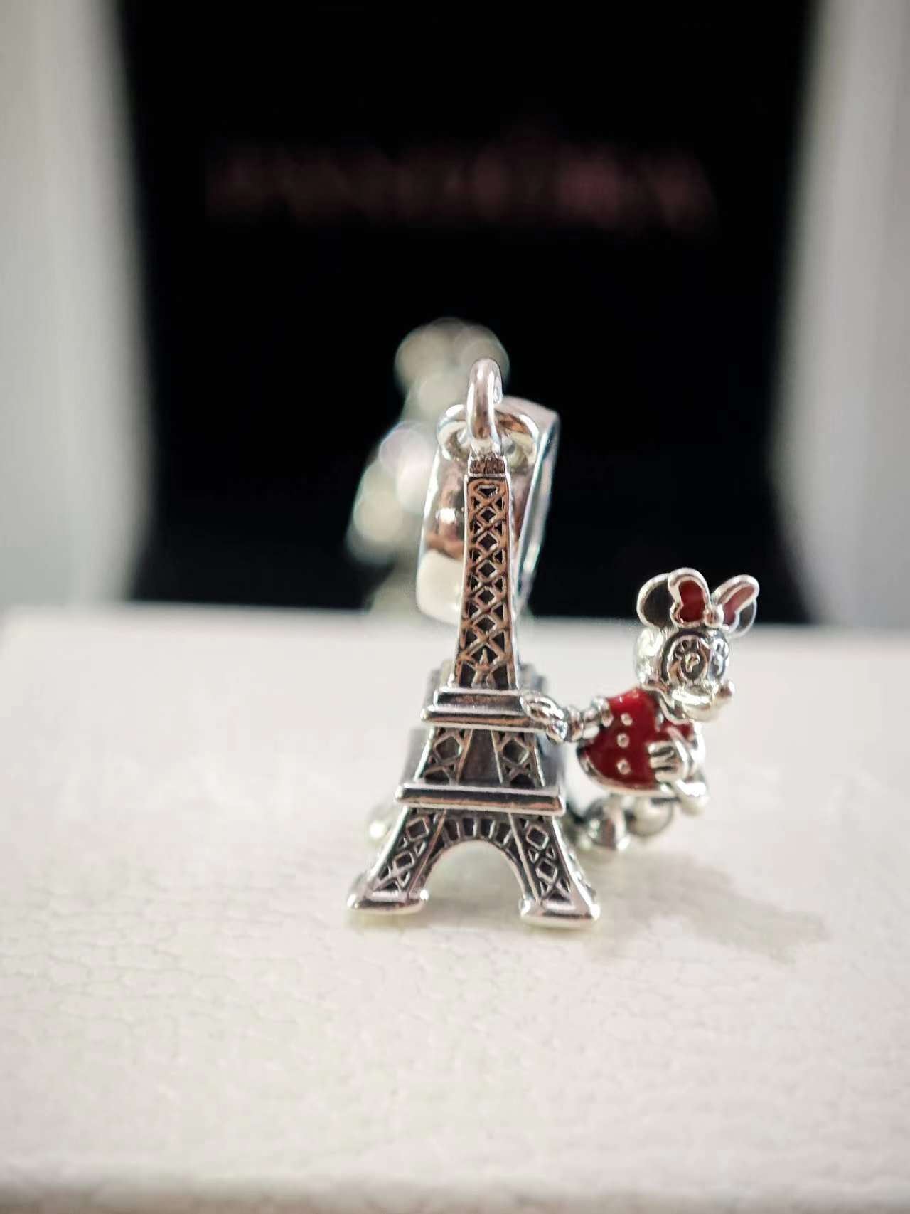Disney Minnie Mouse Eiffel Tower