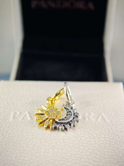 Splittable Sun and Moon Dangle Charm