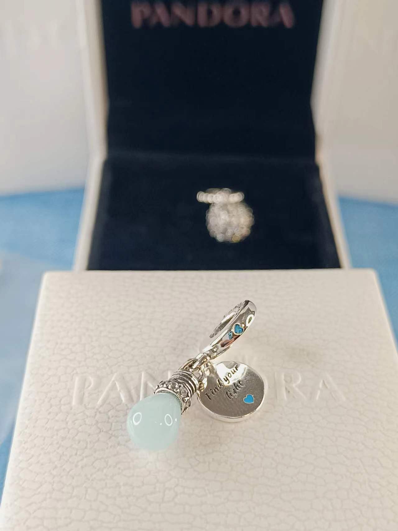 Glow-in-the-dark Lightbulb Double Dangle Charm