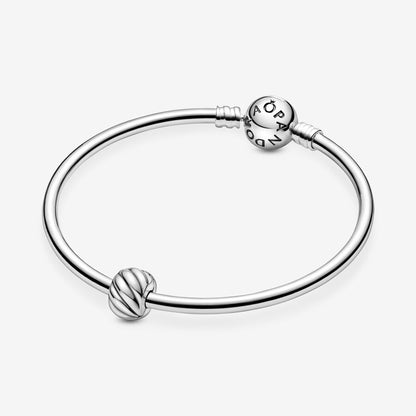 Feathered Clip