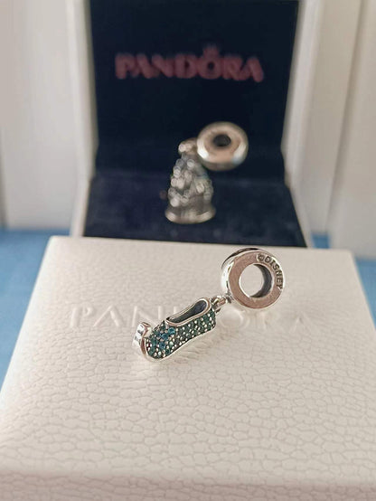 Disney Jasmine's Sparkling Slipper Dangle