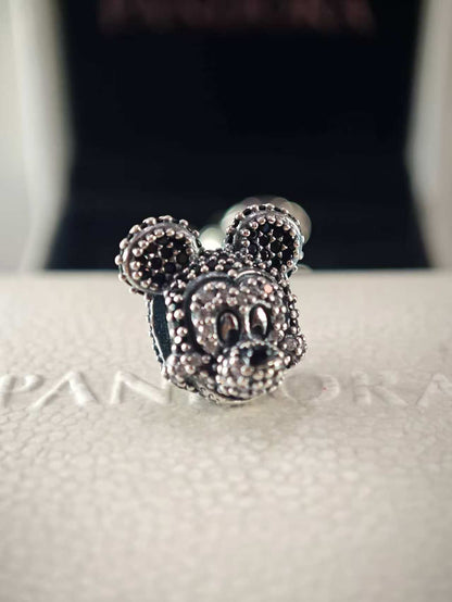 Disney Sparkling Mickey Mouse Portrait Charm