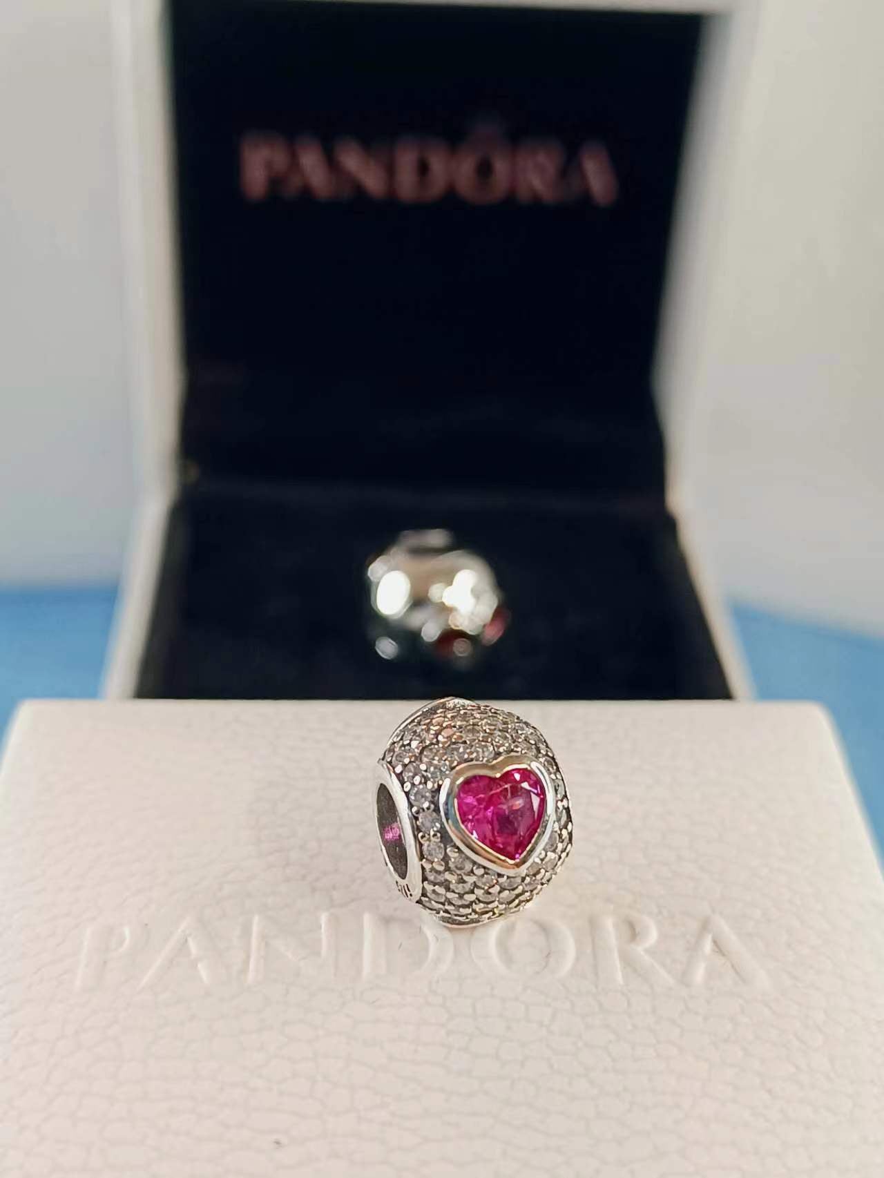 Captivating Pave Heart Charm 
