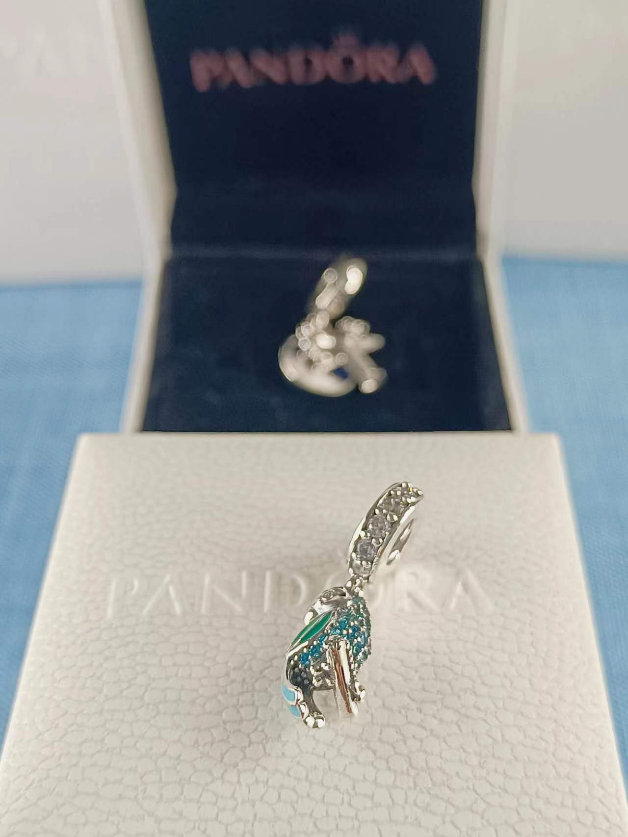 Pavé Parrot Dangle Charm