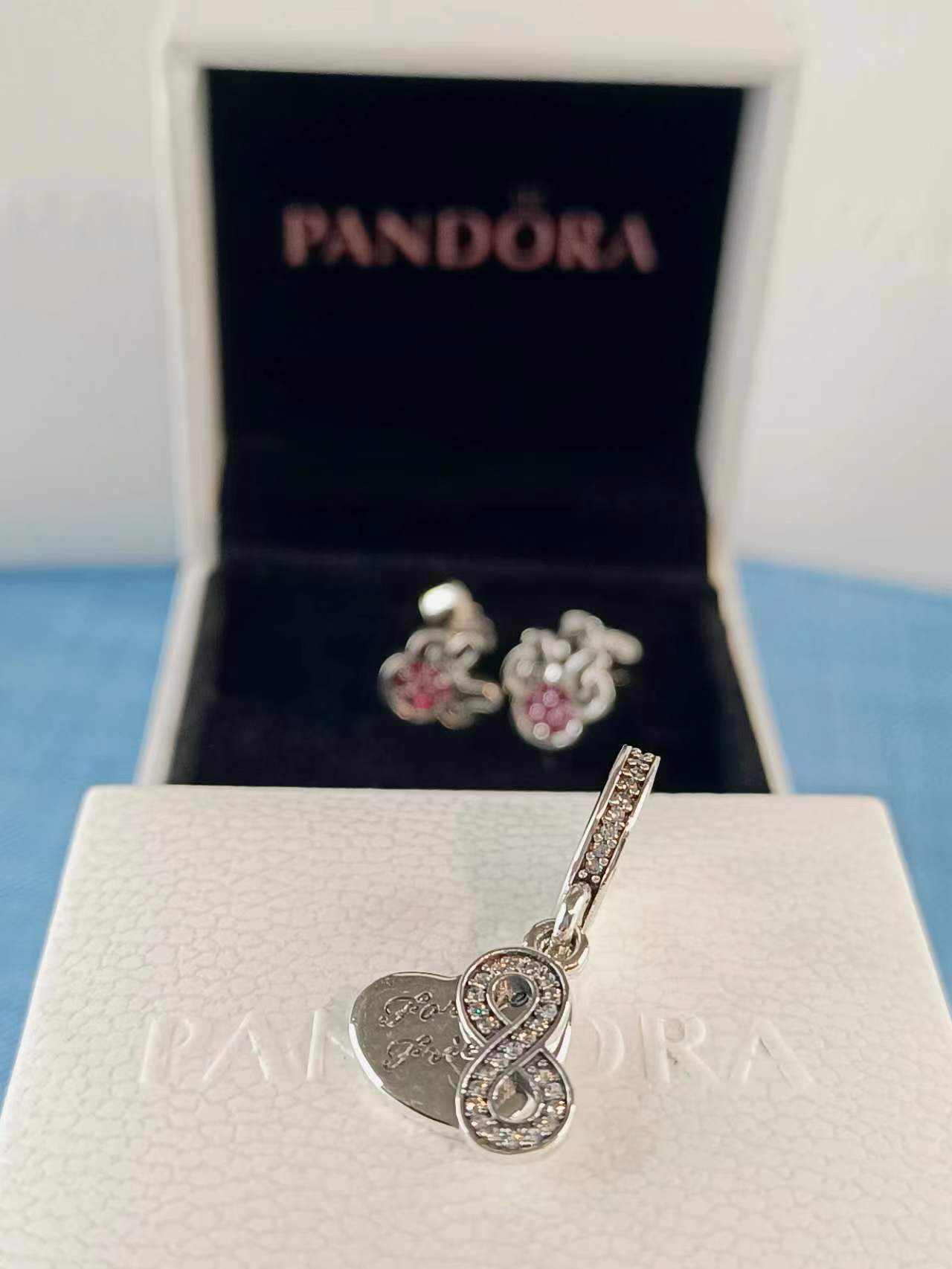 Forever Friends Heart Dangle Charm 