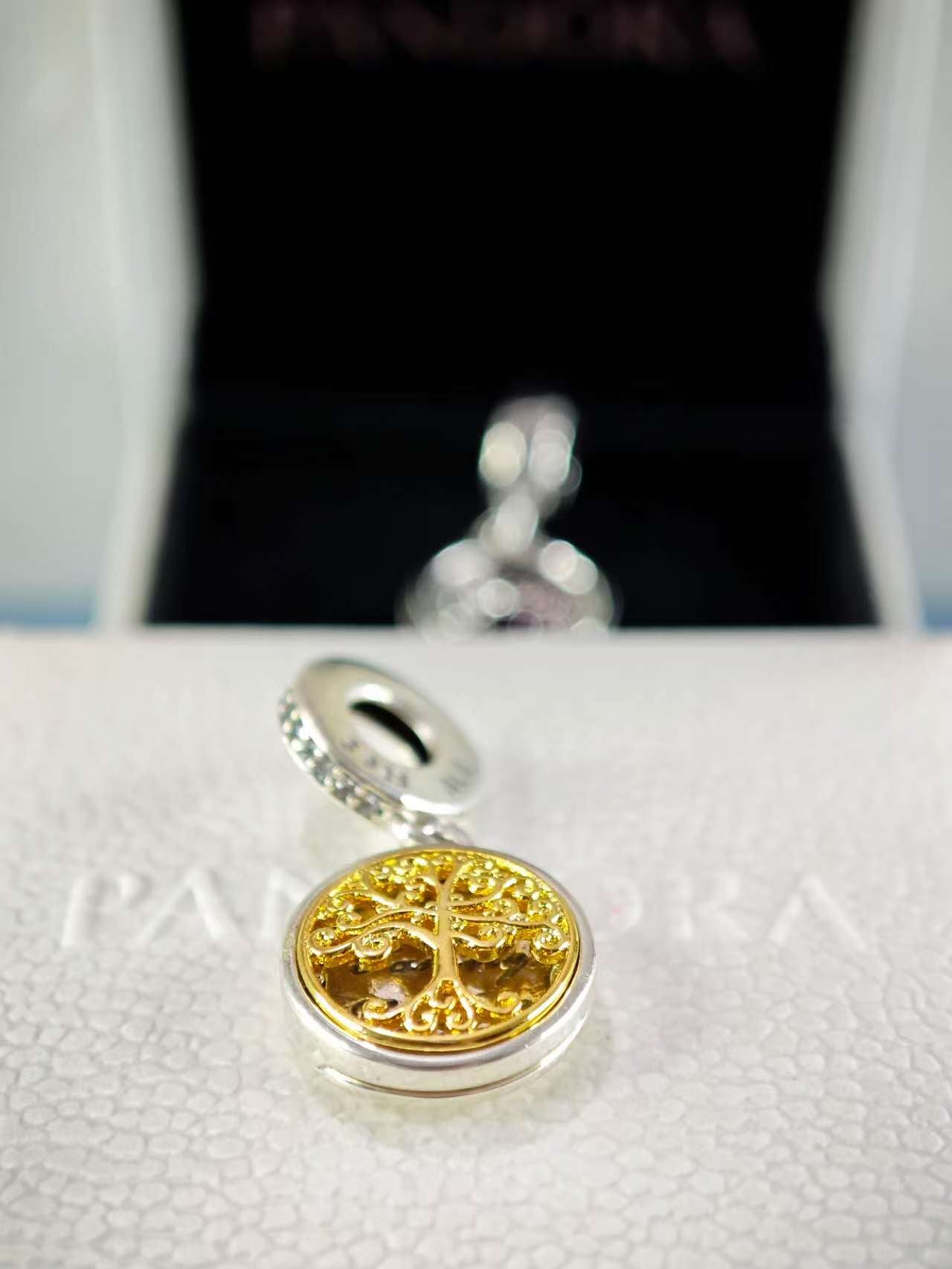 Family Roots Dangle Charm