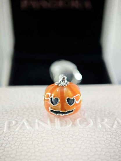 Glow-in-the-dark Spooky Pumpkin Charm