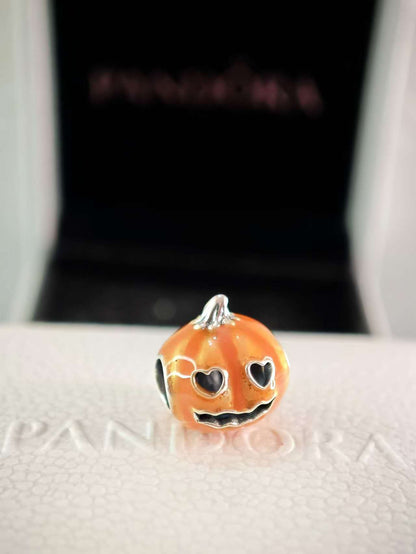 Glow-in-the-dark Spooky Pumpkin Charm