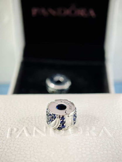 Curved Feather & Pavé Clip Charm
