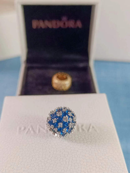 Sparkling Pavé Round Blue Charm