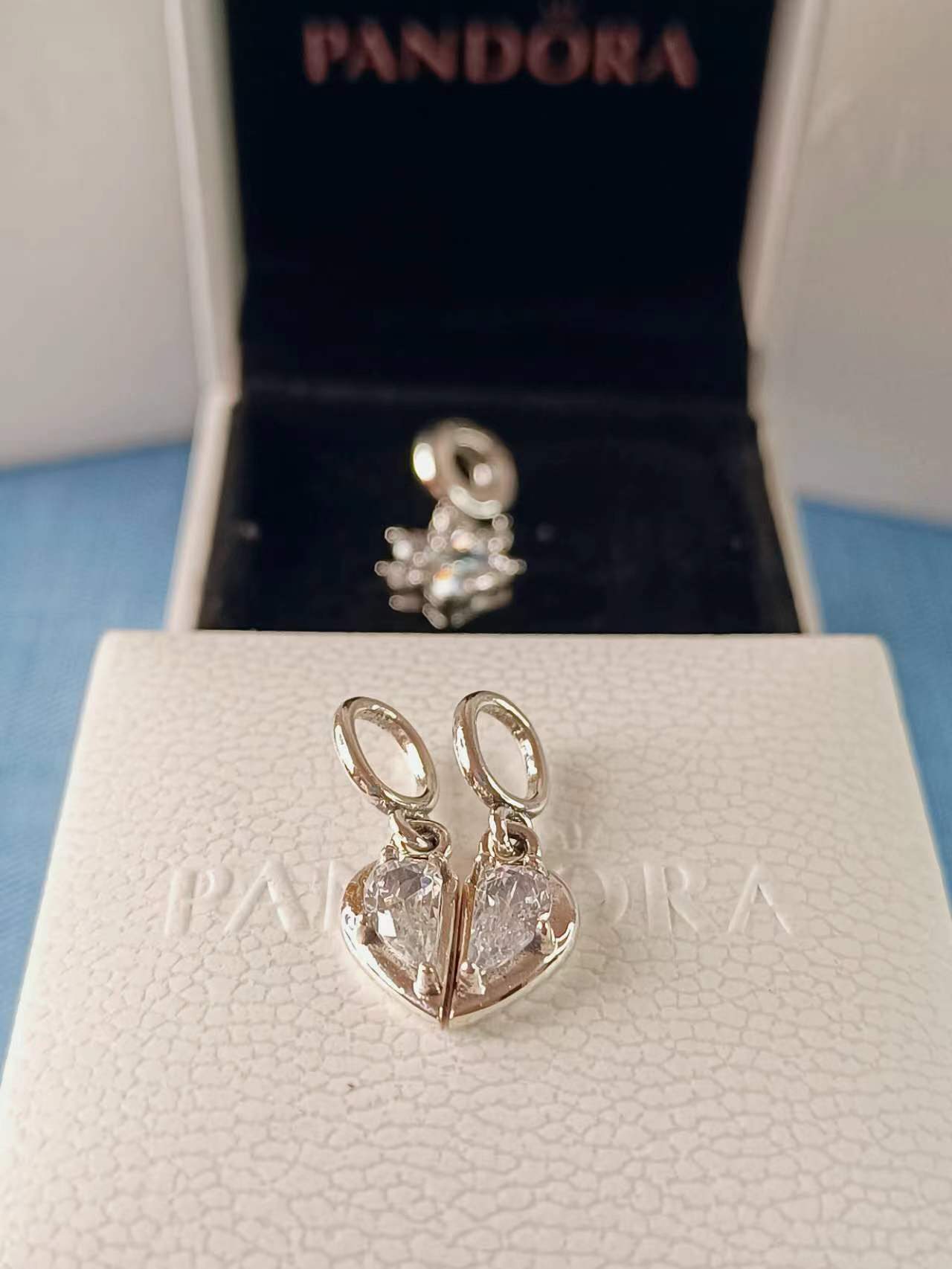 Splittable Mother & Daughter Dangle Charm