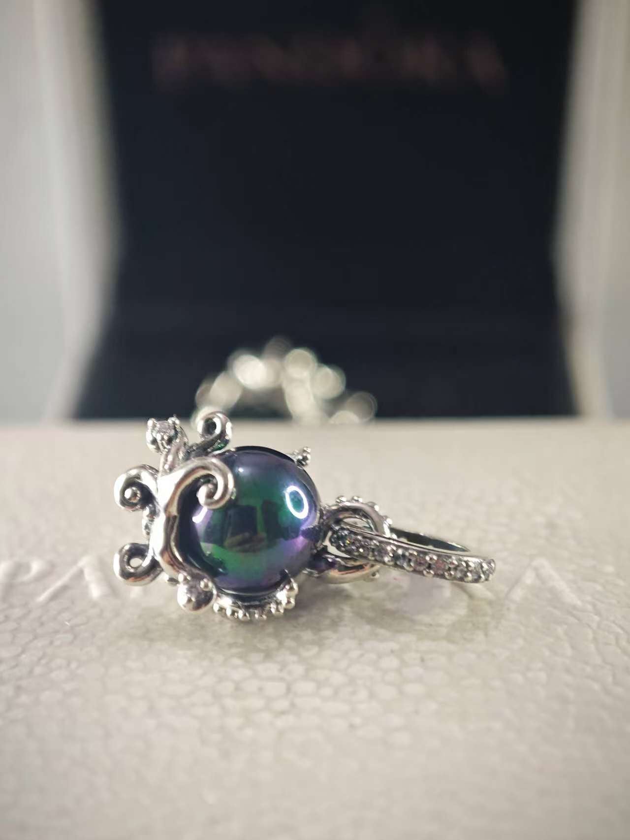 Disney The Little Mermaid Ursula Dangle Charm