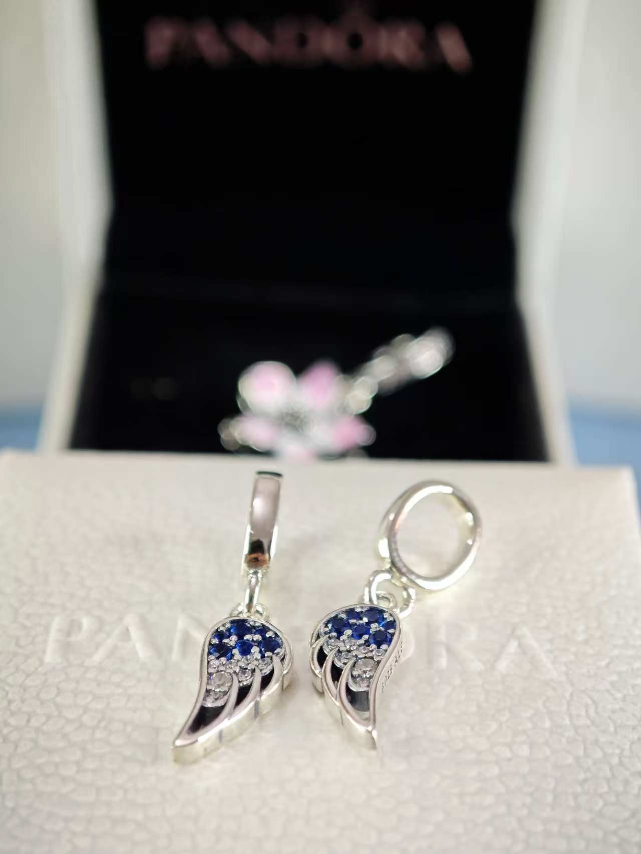 Sparkling Splitable Angel Wings Dangle Charm