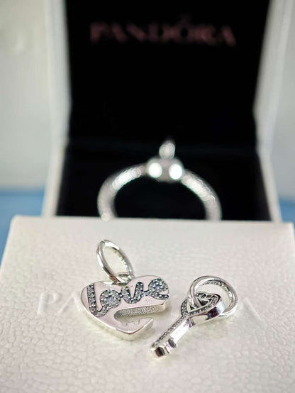 Splittable Heart & Key Dangle Charm