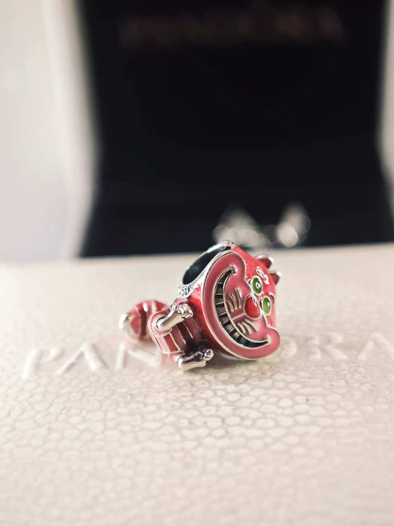Disney Alice in Wonderland Whimsical Cheshire Cat Charm