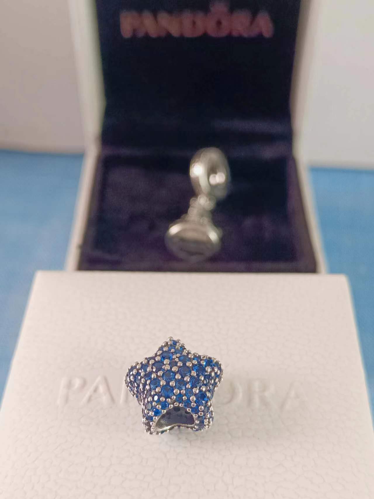 Bold Pavé Star Charm