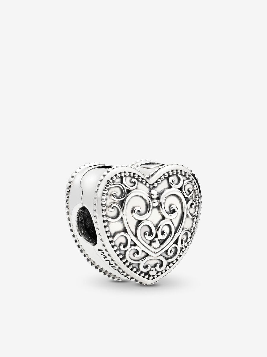 Enchanted Heart Clip