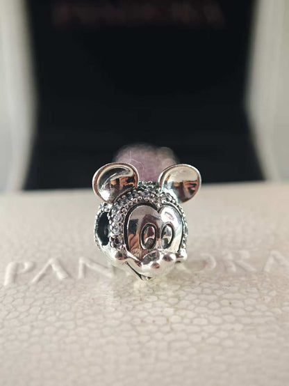 Disney Mickey Mouse Pavé Clip Charm