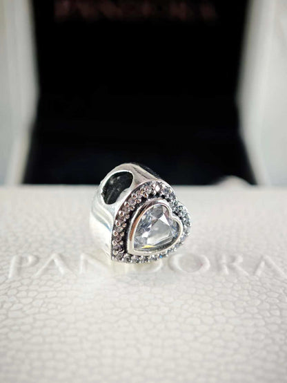 Sparkling Love Charm