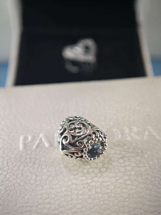 Regal Heart Charm