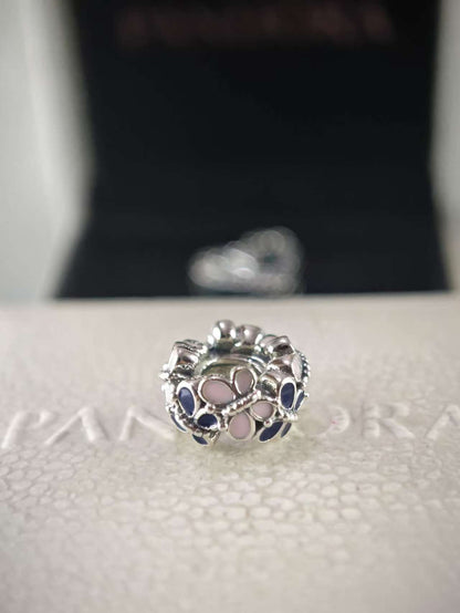 Butterfly Arrangement Spacer