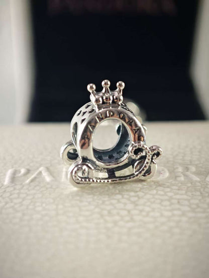 Polished  Crown O Carriage charm