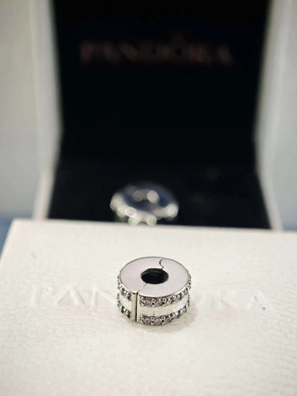 Double Lined Pave Clip