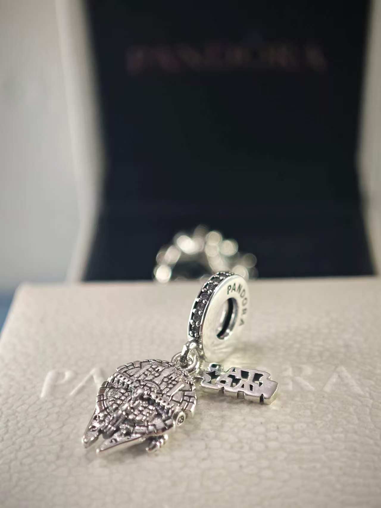 Disney Parks Star Wars Millennium Falcon Dangle Charm