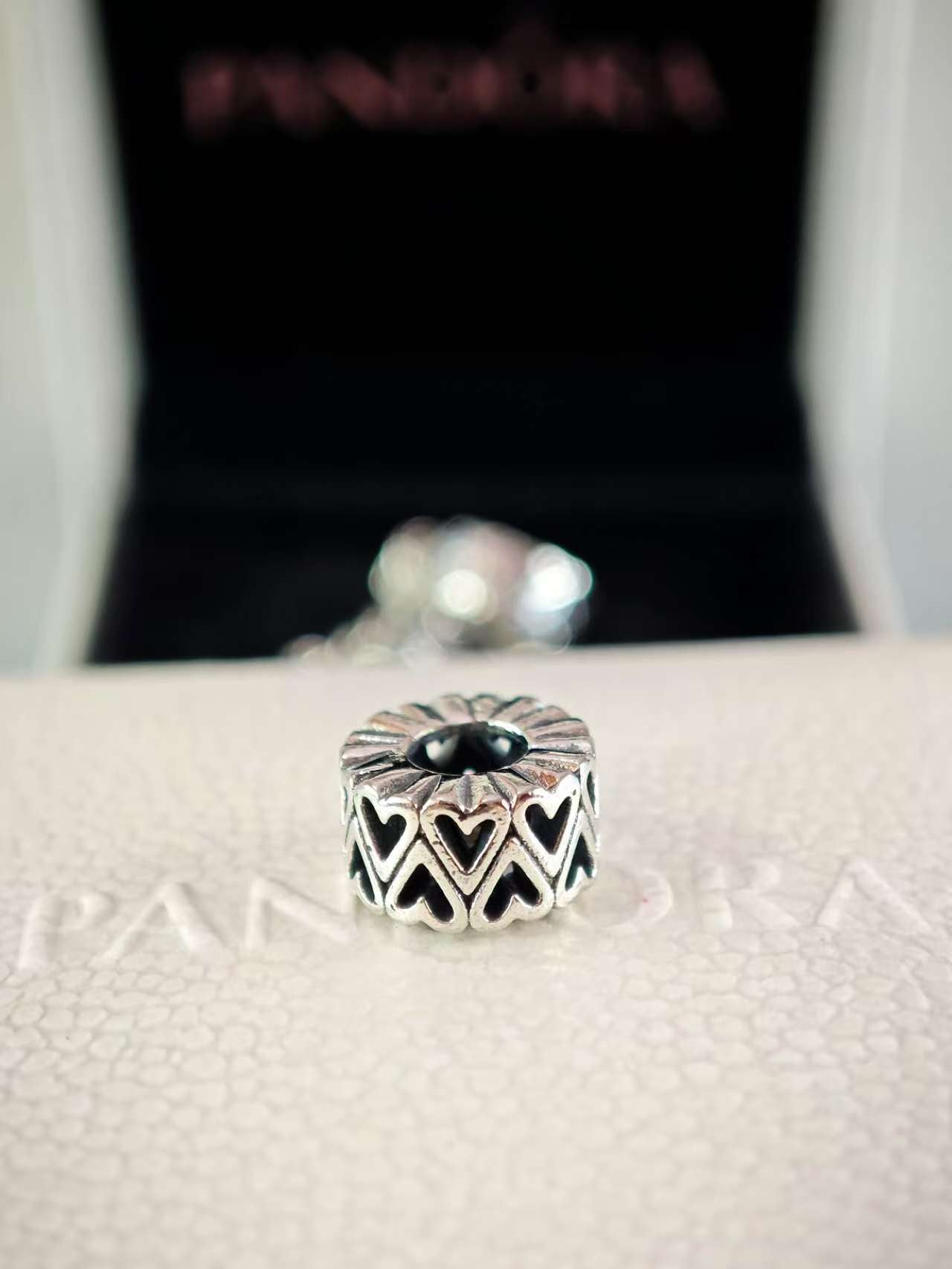 Openwork Freehand Heart Spacer Charm