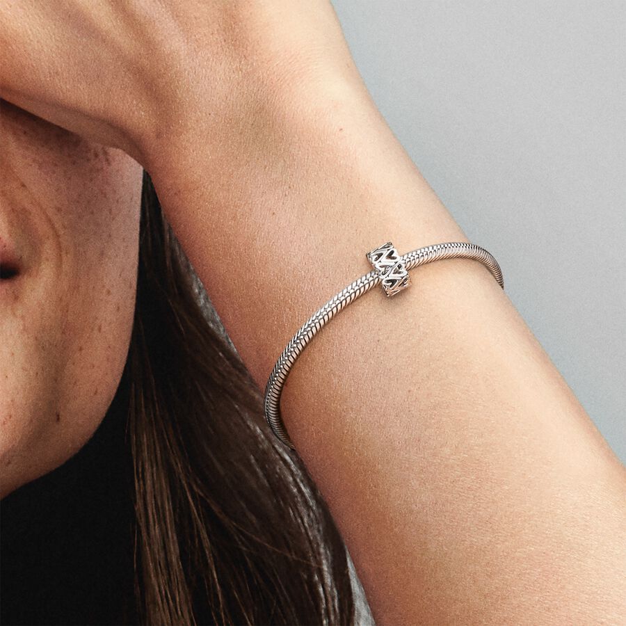 Openwork Freehand Heart Spacer Charm