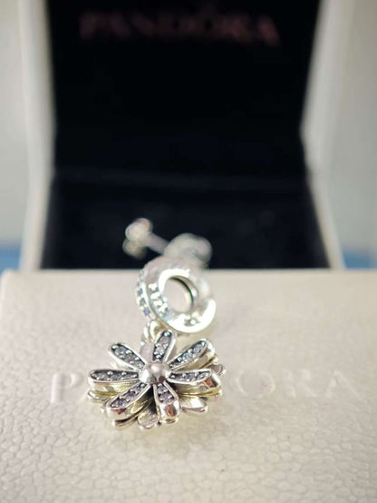 Sparkling Daisy Flower Dangle Charm