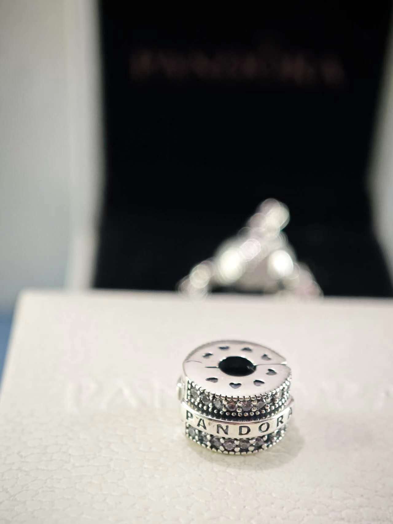 Sparkling Pavé Lines and Logo Clip Charm