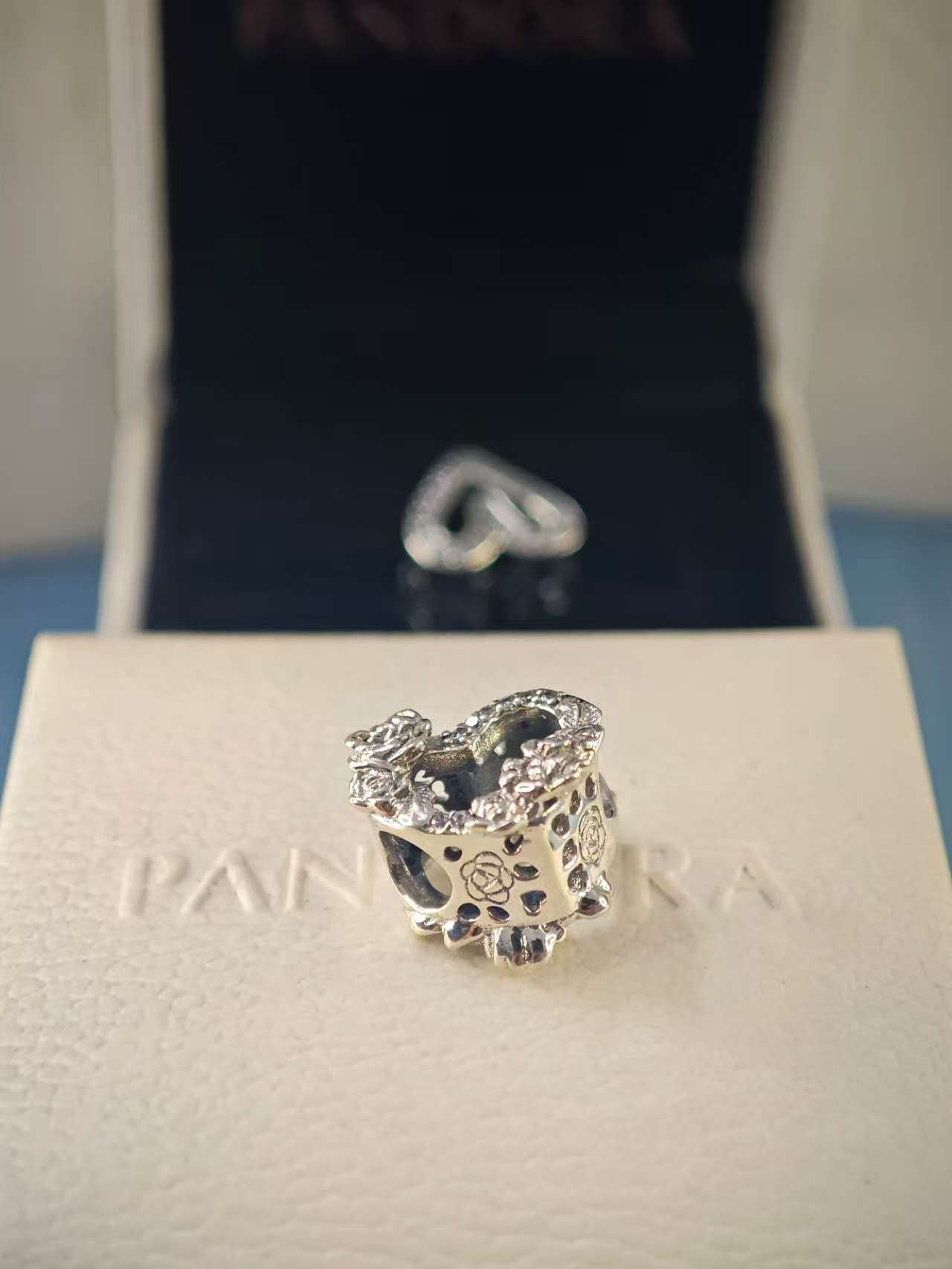 Open Heart & Rose Flowers Charm