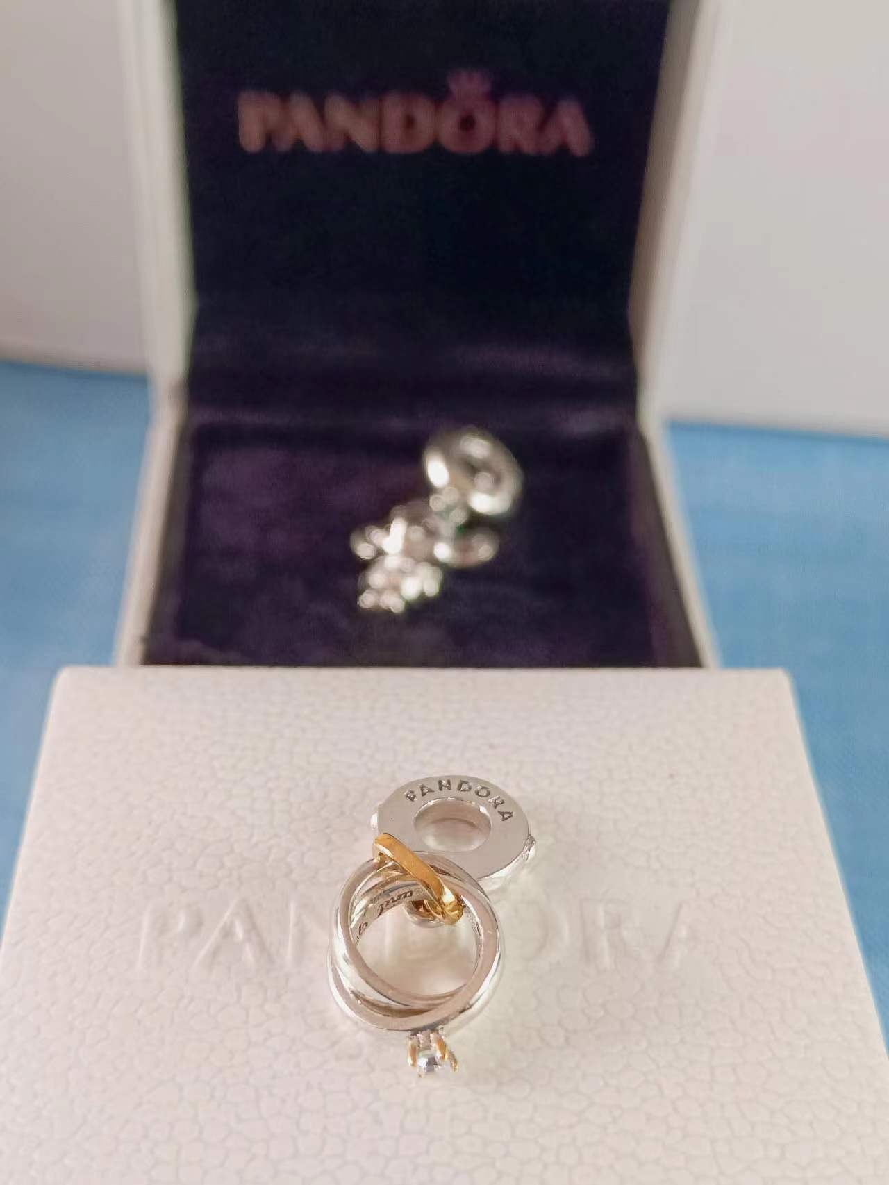 Two-tone Wedding Rings Dangle Charm 