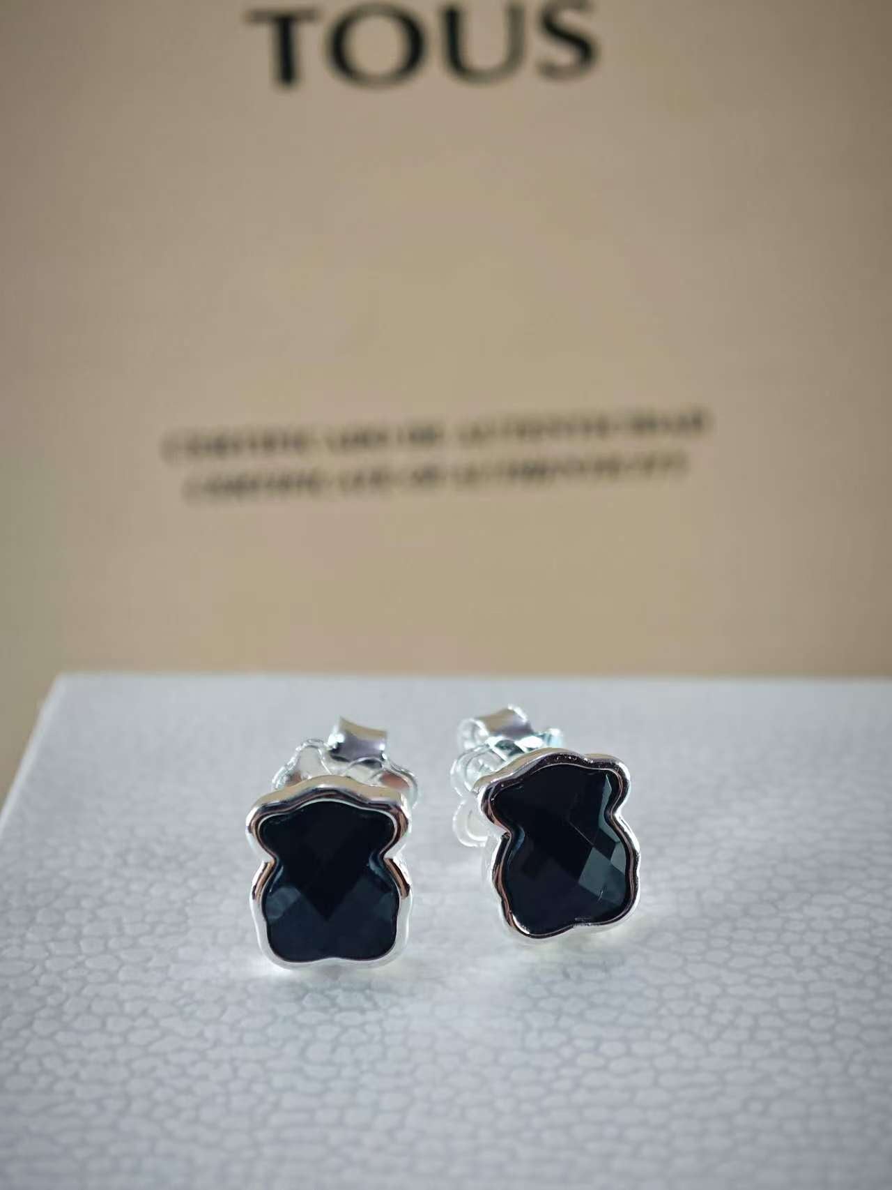 Silver Color Earrings with faceted onyx