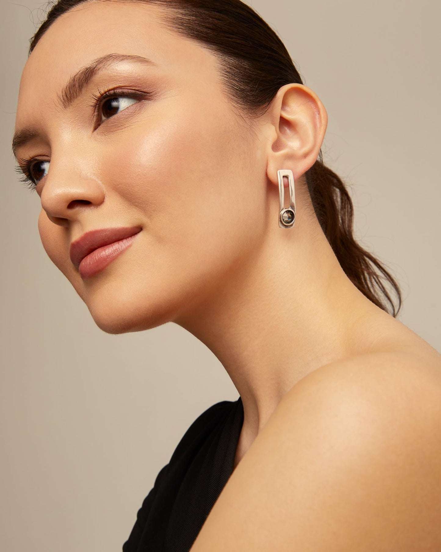On My Own Earrings Sterling silver-plated earrings with gray crystal