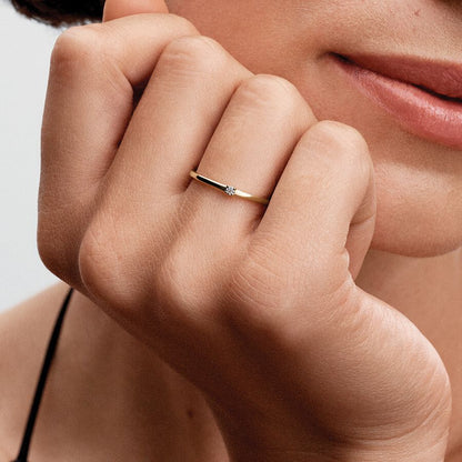 Era Lab-grown Diamond Single Stone Ring Gold