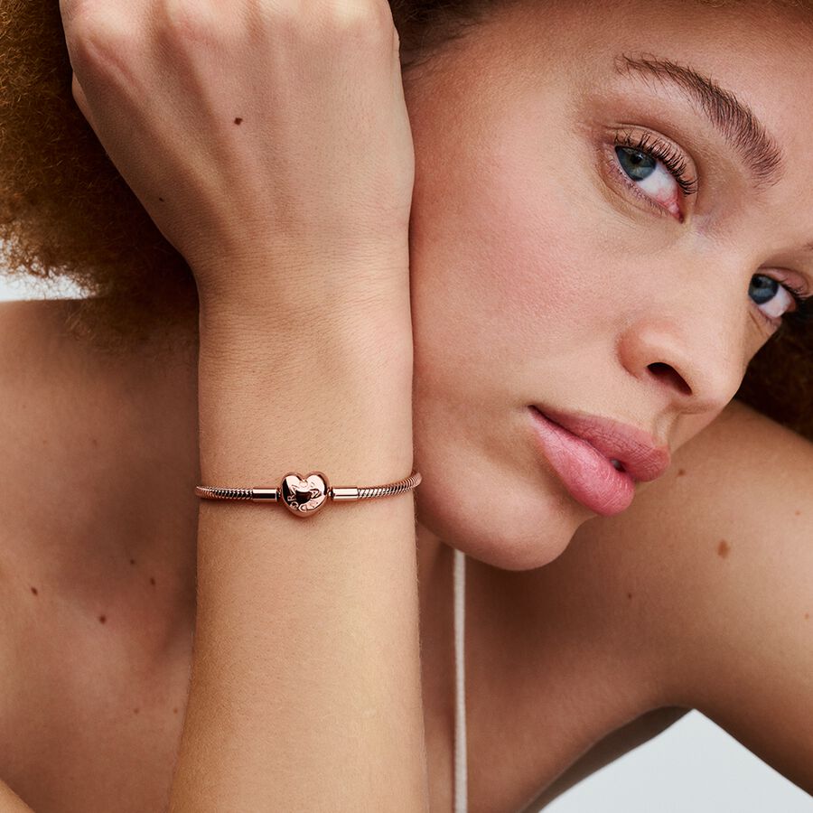 Moments Heart Clasp Snake Chain Bracelet Rose Gold Plated
