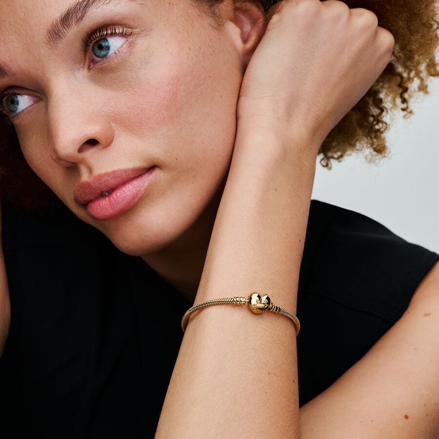 Moments Heart Clasp Snake Chain Bracelet Gold plated