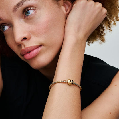 Moments Heart Clasp Snake Chain Bracelet Gold plated