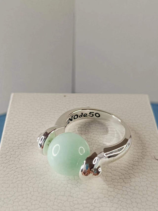Ring woman uniqueness