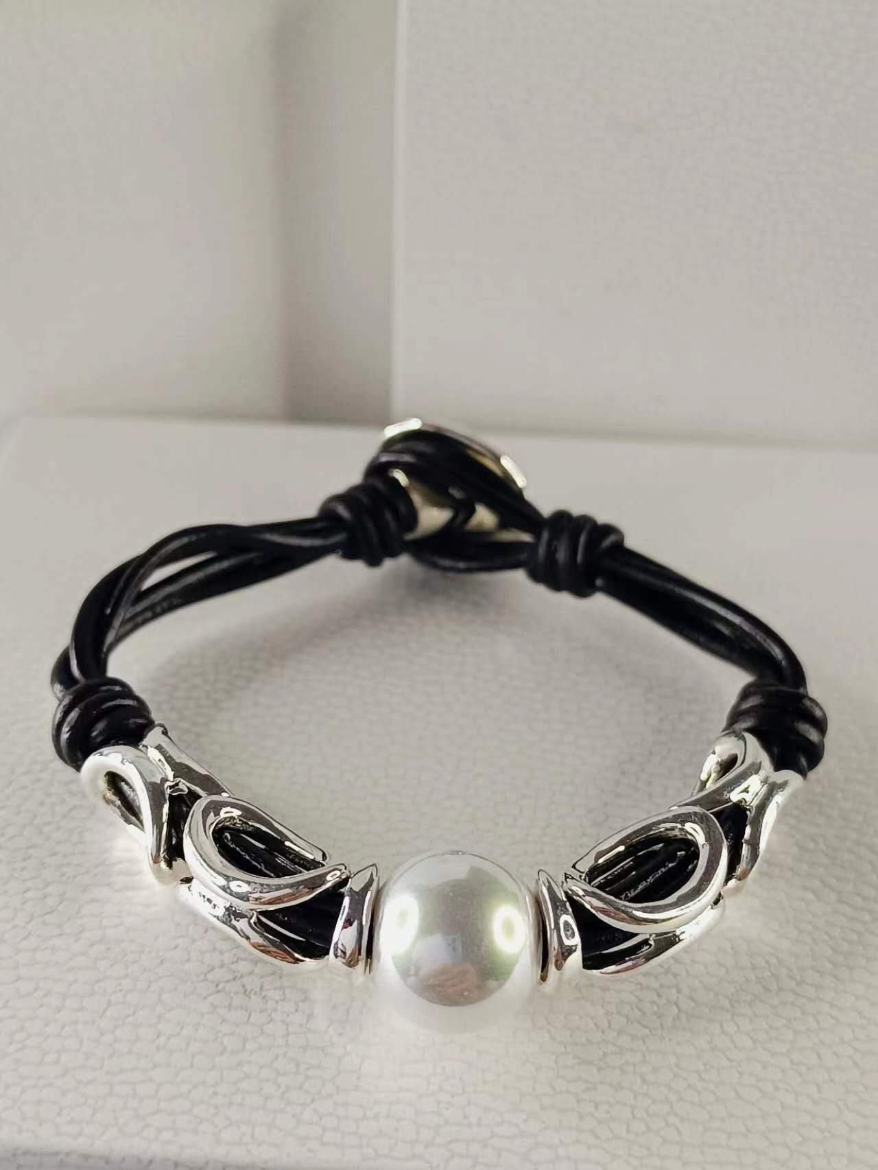 Legend Bracelet 17CM